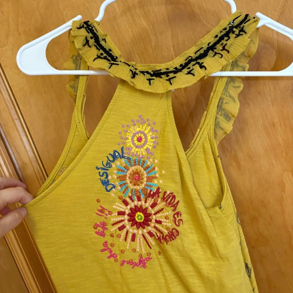 Desigual Yellow Floral Embroidered Racerback Tank Top Size Small - Picture 2 of 7